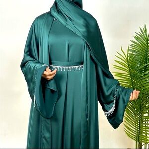 Mariam’s collection luxury satin abaya set in green BRAND NEW Eid Ramadan
